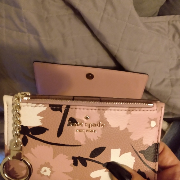 Kate Spade - Picture 6 of 6